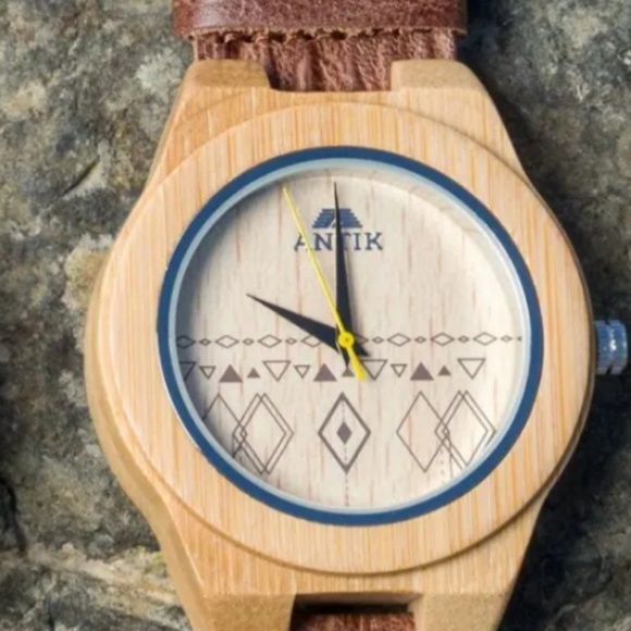 Antik bambo wooden watch unisex leather tan NIB - Picture 3 of 4